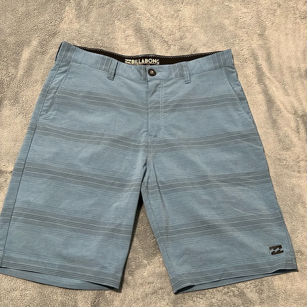 Billabong submersibles men’s hybrid shorts waist size 33